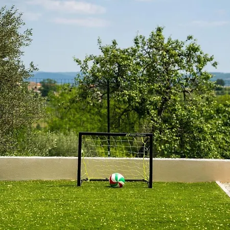 Modern Venta With Jacuzzi And Pool In Buje Villa Krasica (Istria)