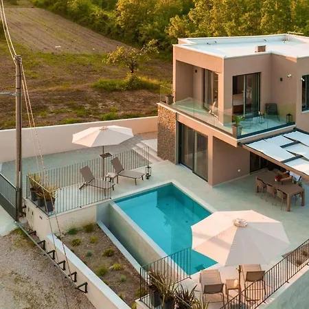 Modern Venta With Jacuzzi And Pool In Buje *