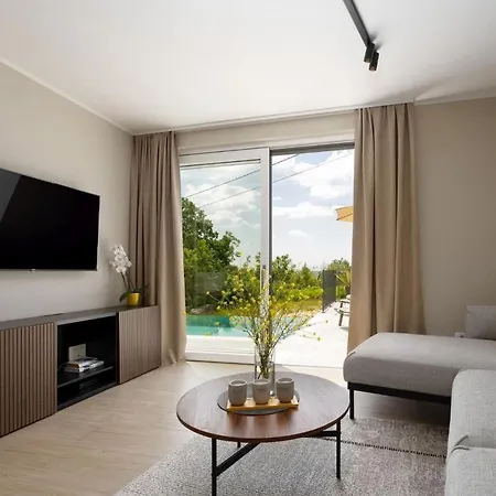 Modern Venta With Jacuzzi And Pool In Buje Krasica (Istria)