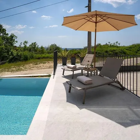 Villa Modern Venta With Jacuzzi And Pool In Buje *