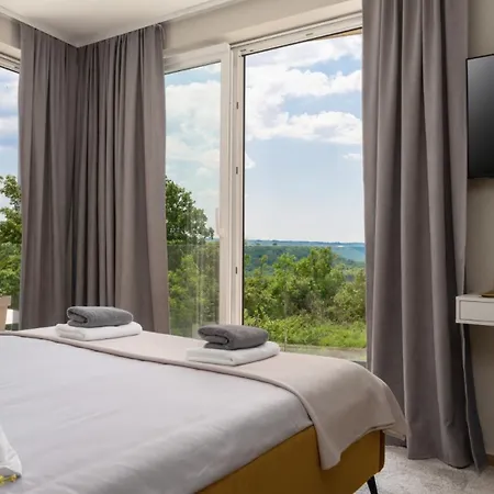 Modern Venta With Jacuzzi And Pool In Buje