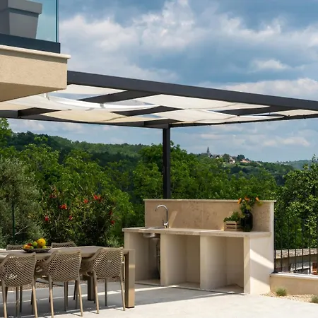 Βίλα Modern Venta With Jacuzzi And Pool In Buje *