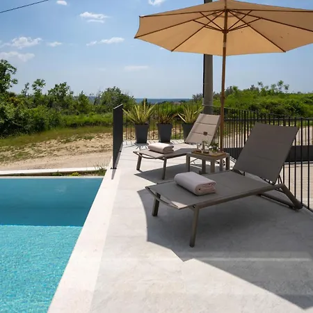 Modern Venta With Jacuzzi And Pool In Buje *