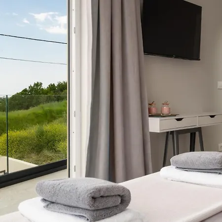 Modern Venta With Jacuzzi And Pool In Buje *