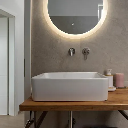 Modern Venta With Jacuzzi And Pool In Buje Krasica (Istria)