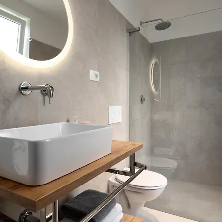 וילה Modern Venta With Jacuzzi And Pool In Buje