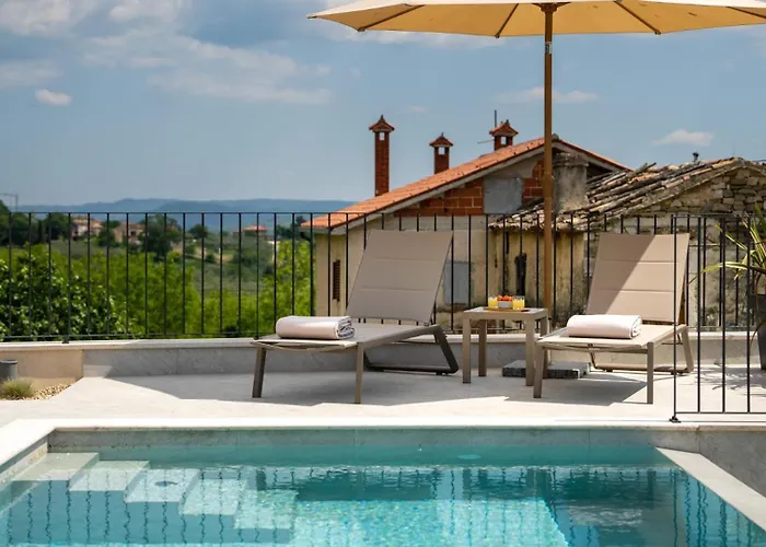 Modern Venta With Jacuzzi And Pool In Buje *