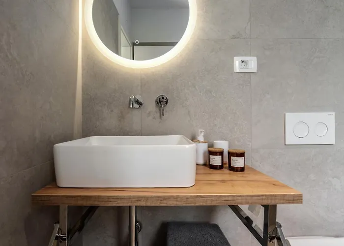 Modern Venta With Jacuzzi And Pool In Buje