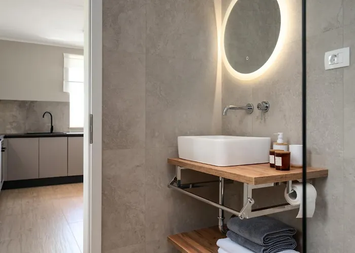 Βίλα Modern Venta With Jacuzzi And Pool In Buje