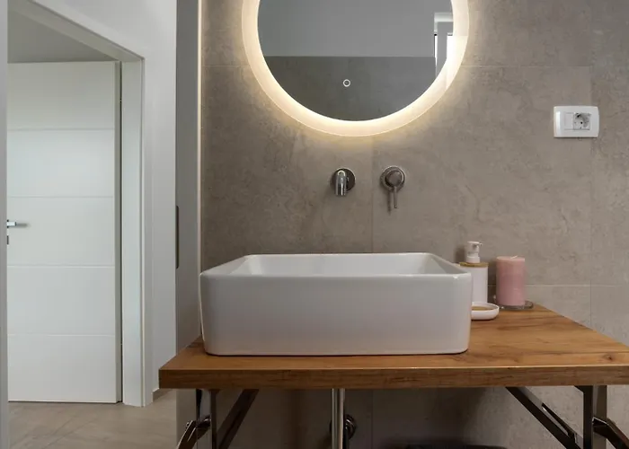 Modern Venta With Jacuzzi And Pool In Buje Krasica (Istria)